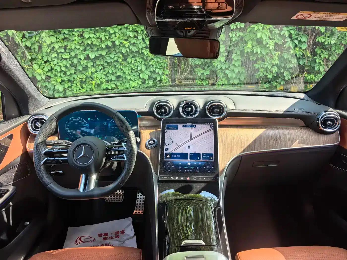 Mercedes-Benz GLC PHEV 2025 350 e L 4MATIC Classic Edition — миниатюра 10