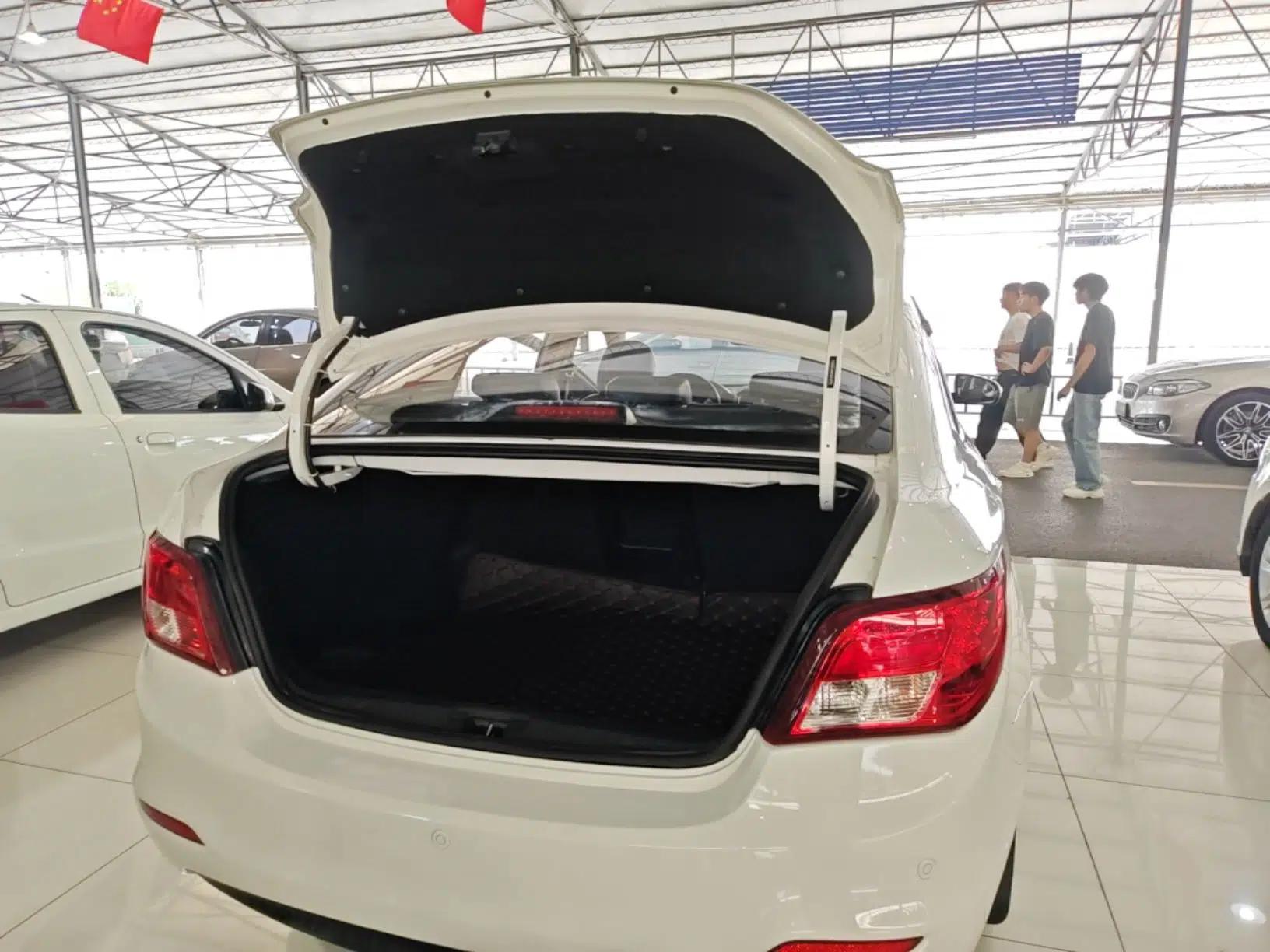 FORTHING Joyear S50 2016 2.0L Manual Luxury Version — миниатюра 21