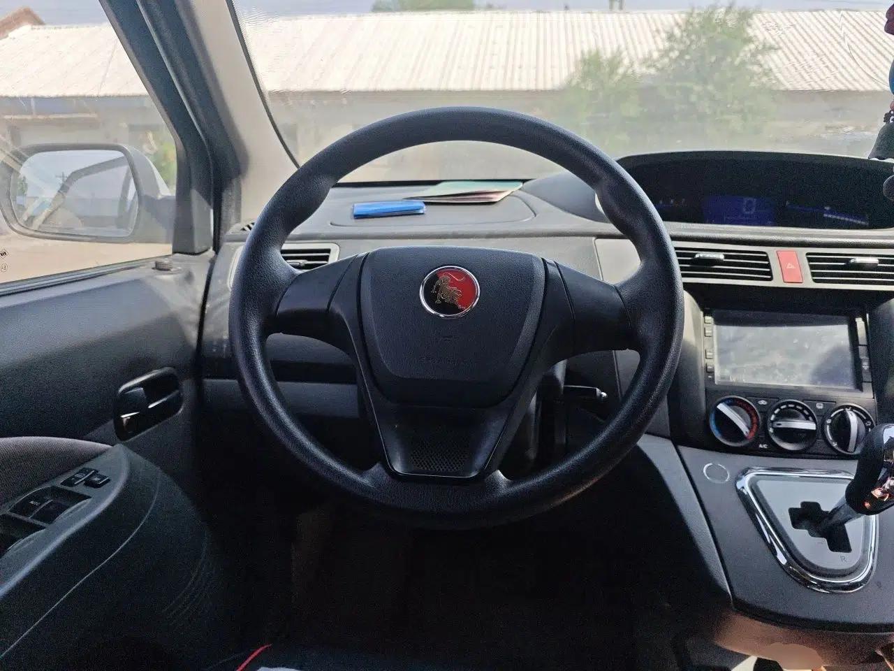 FORTHING Joyear 2012 LV 1.5L AMT Luxury Version — миниатюра 11