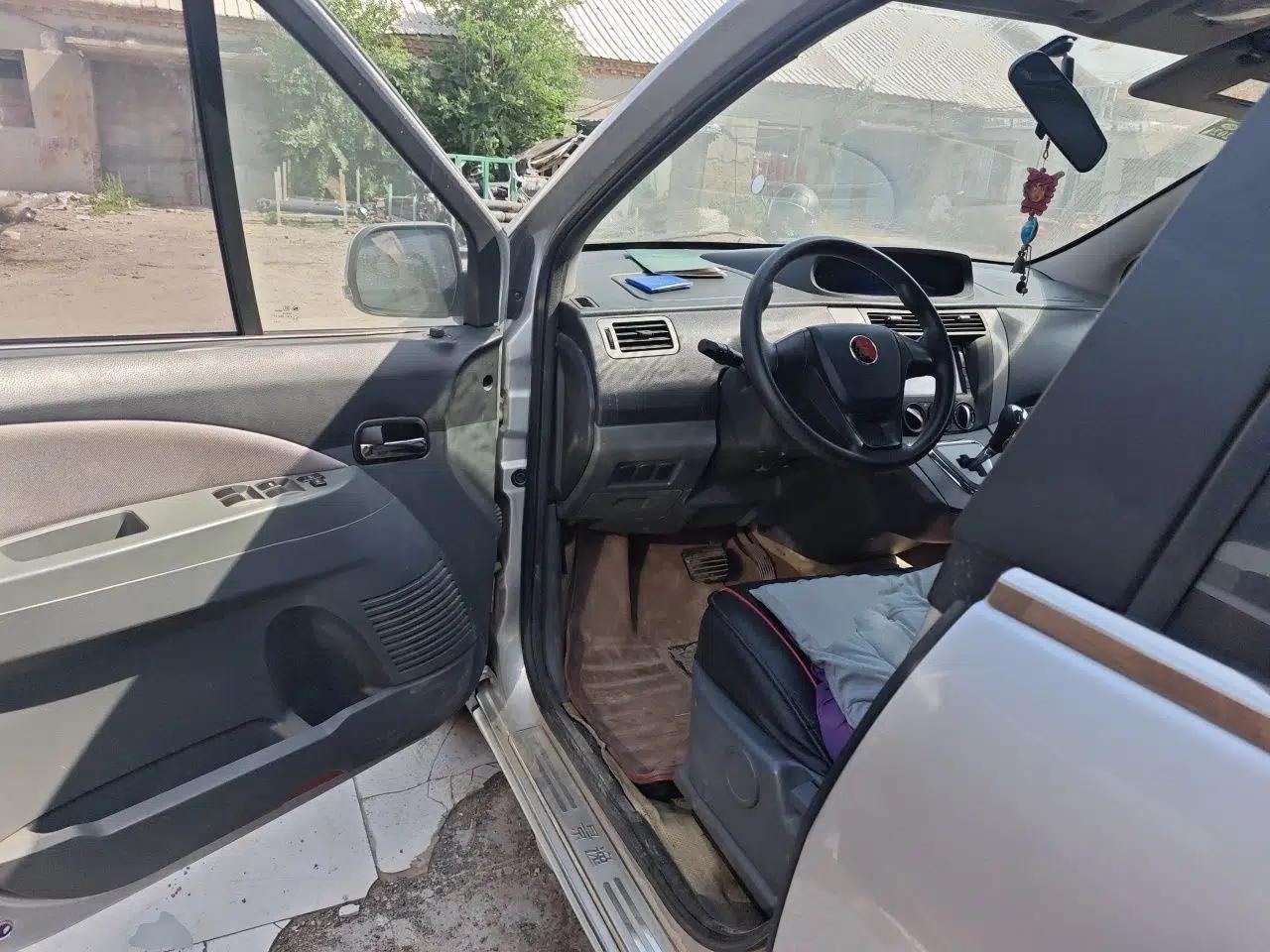 FORTHING Joyear 2012 LV 1.5L AMT Luxury Version — миниатюра 17