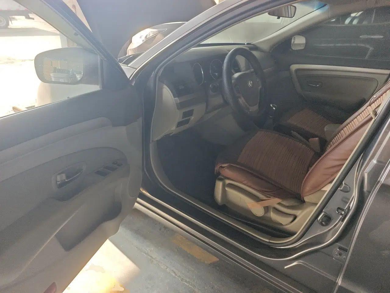 Dongfeng Aeolus A60 2012 1.6L Manual Luxury Model — миниатюра 17
