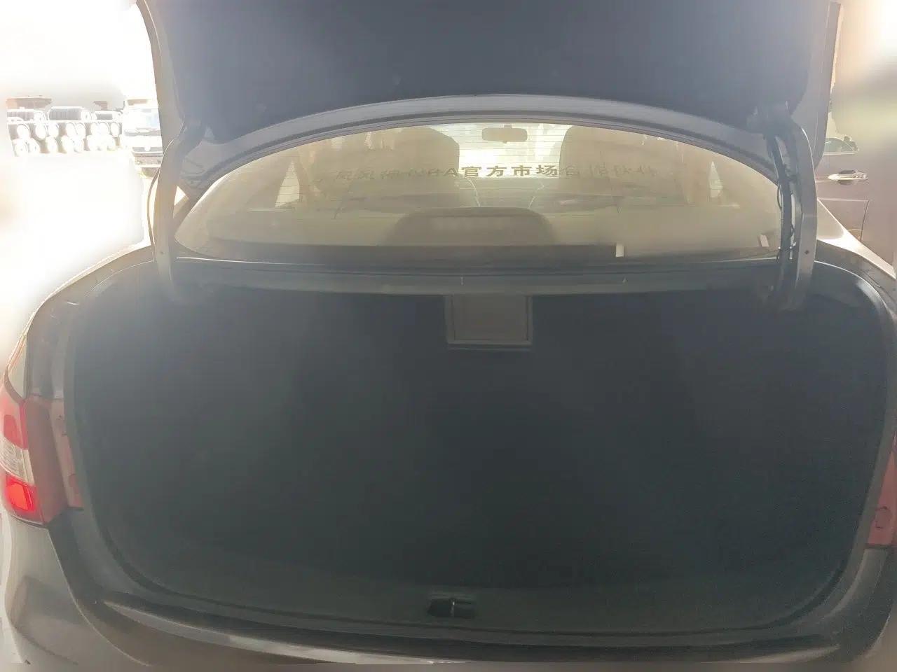 Dongfeng Aeolus A60 2012 1.6L Manual Luxury Model — миниатюра 20