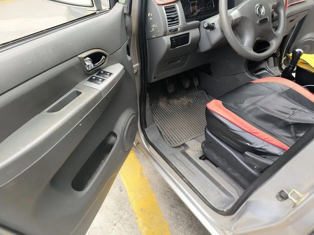 Dongfeng Shuaike 2011 1.6L Manual Comfort 7-Seater — миниатюра 17