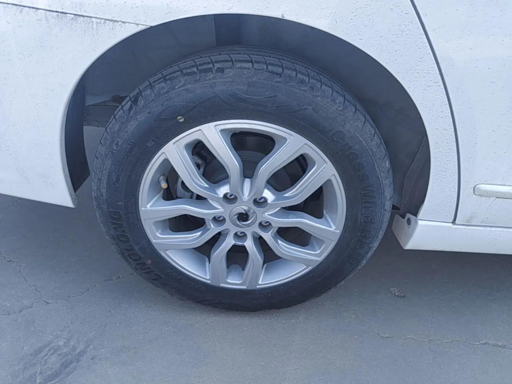 Dongfeng Junfeng E11K 2019 Standard Model — миниатюра 10