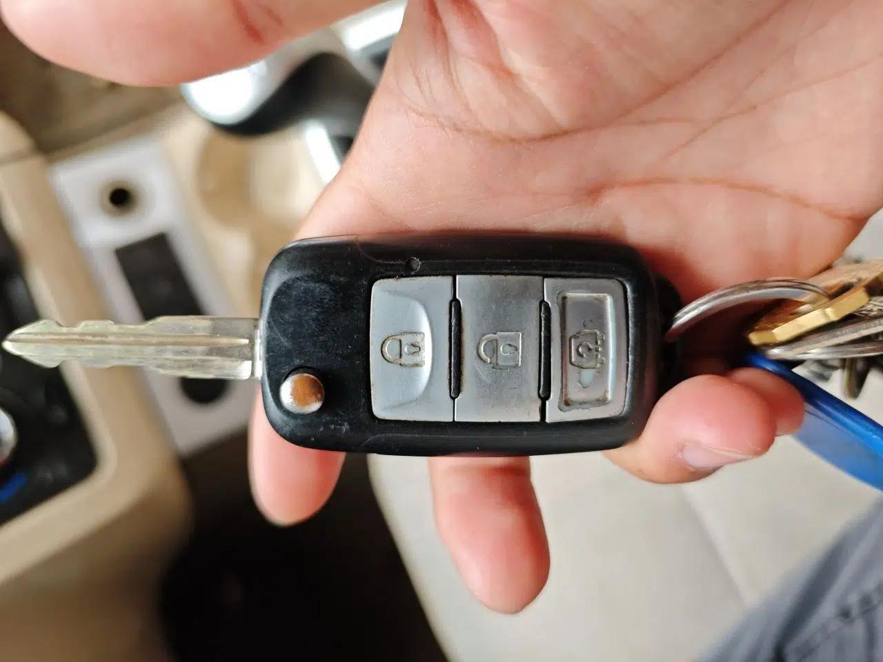 Dongfeng Fengon 330 2014 1.5L Manual Utility Version DK15 — миниатюра 9