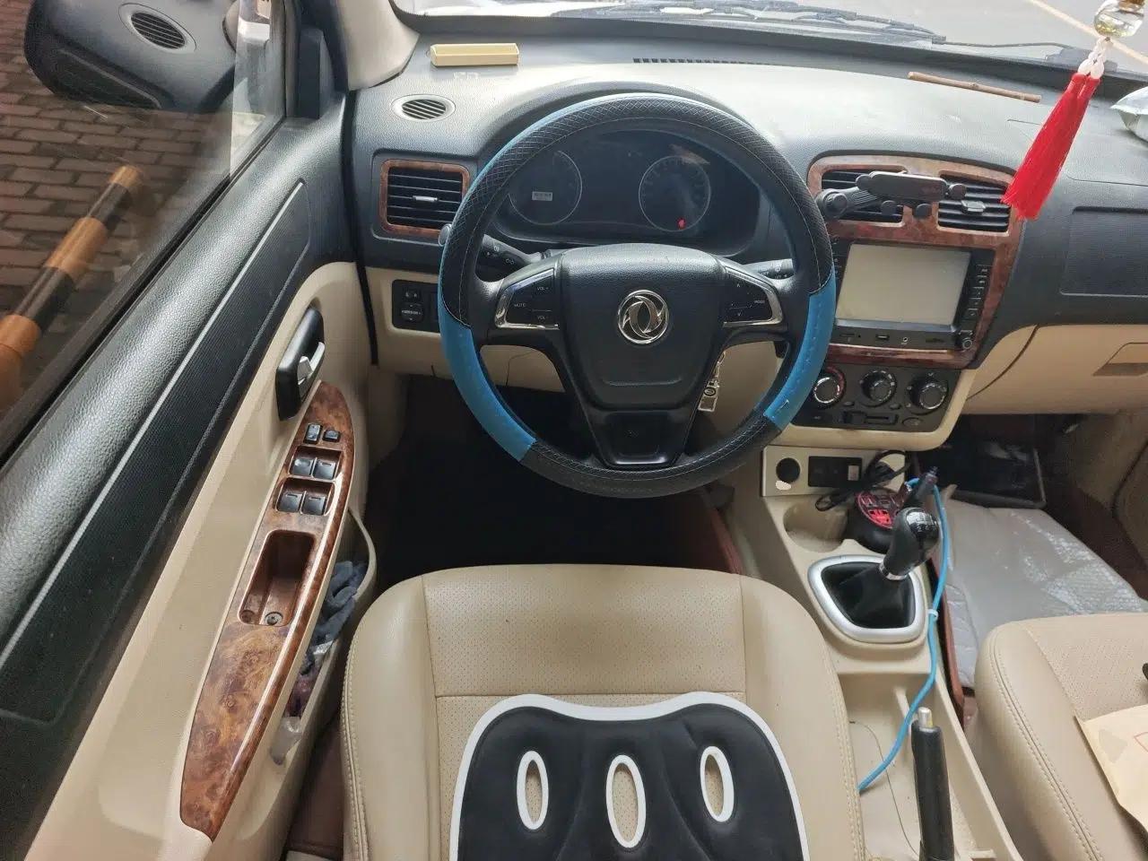 Dongfeng Fengon 330 2014 1.5L Manual Utility Version DK15 — миниатюра 11