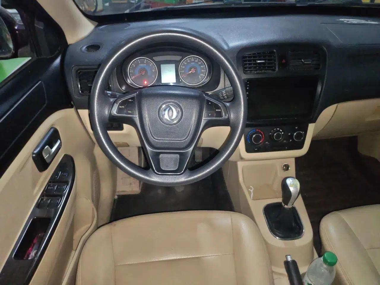 Dongfeng Fengon 370 2016 1.5L Manual Standard Edition SFG15-02 7 Seats — миниатюра 11