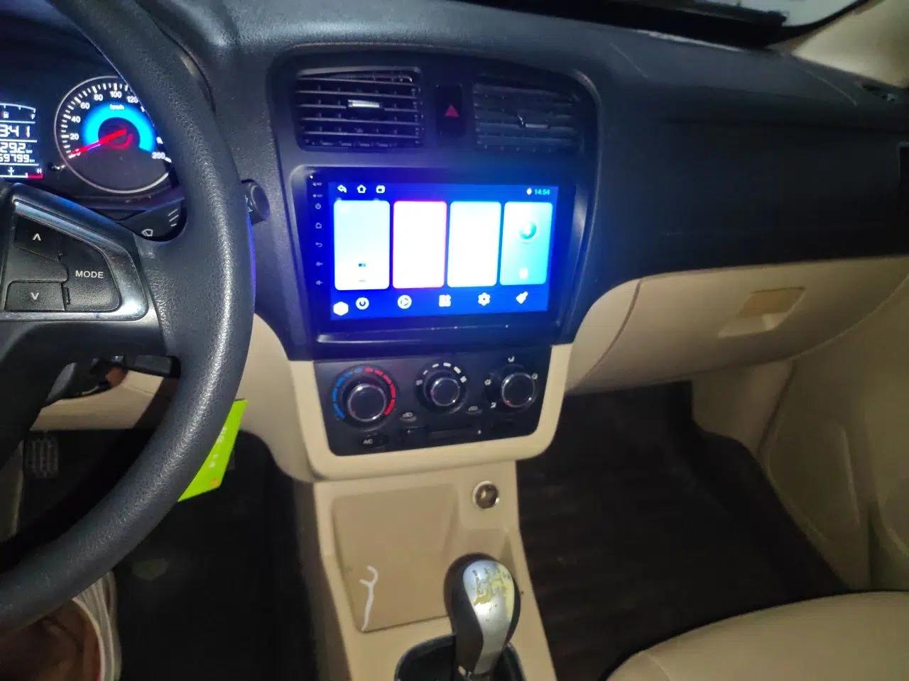 Dongfeng Fengon 370 2016 1.5L Manual Standard Edition SFG15-02 7 Seats — миниатюра 14