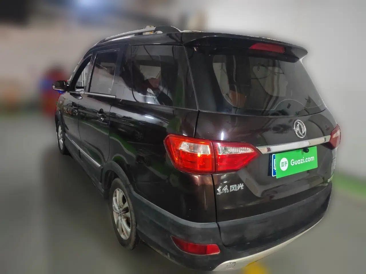 Dongfeng Fengon 370 2016 1.5L Manual Standard Edition SFG15-02 7 Seats — миниатюра 4