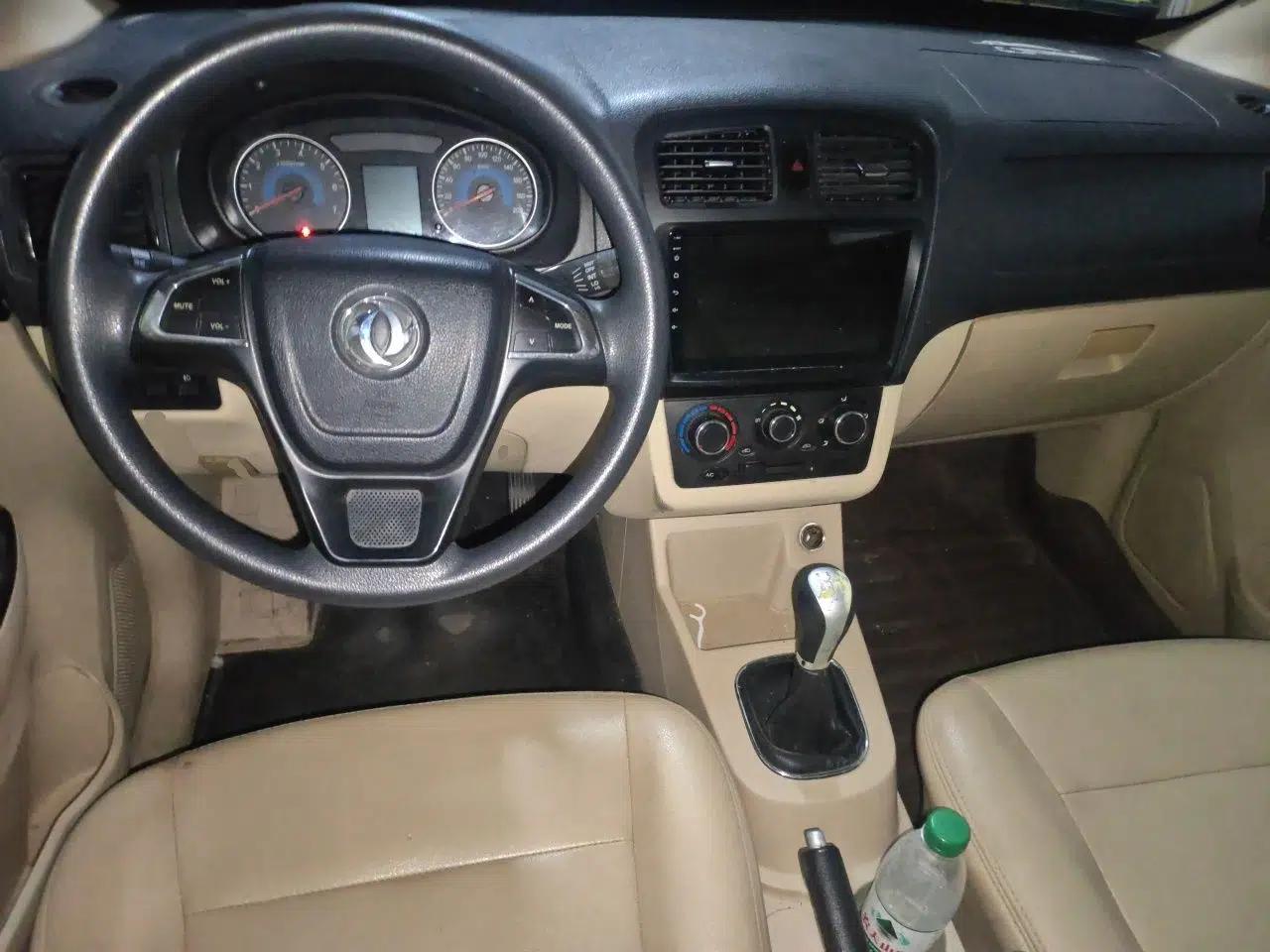 Dongfeng Fengon 370 2016 1.5L Manual Standard Edition SFG15-02 7 Seats — миниатюра 10