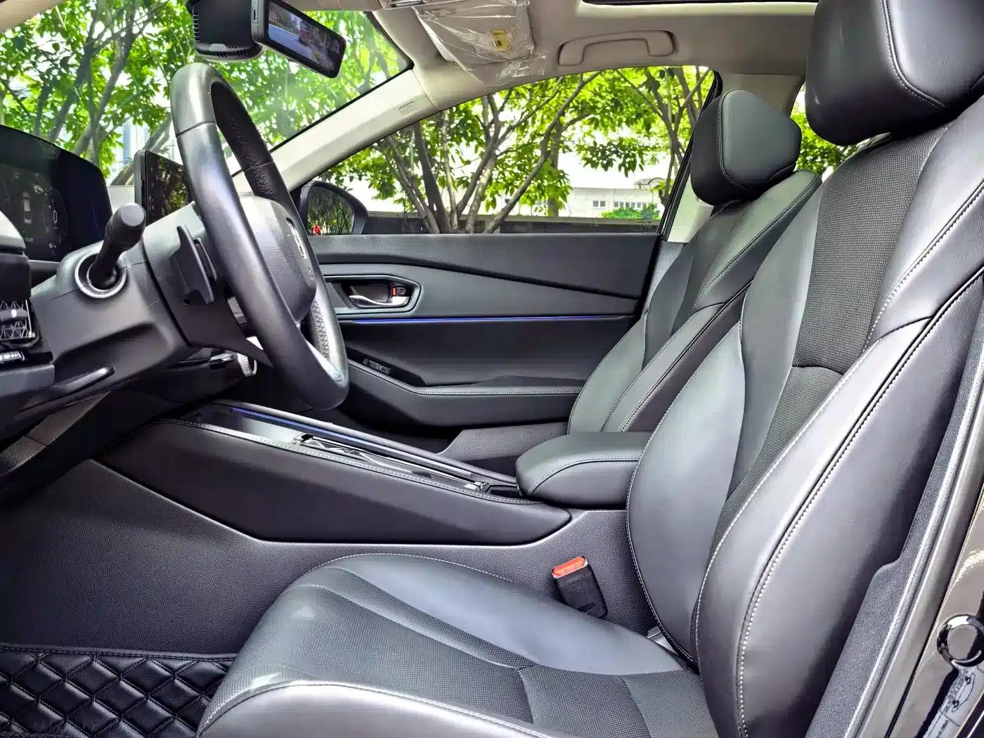 Accord PHEV 2025 2.0L e:PHEV Premium Edition — миниатюра 11