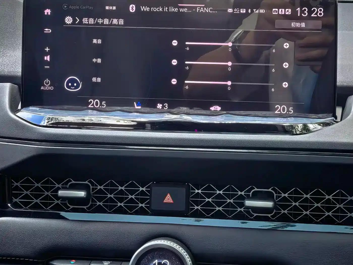 Accord PHEV 2025 2.0L e:PHEV Premium Edition — миниатюра 20