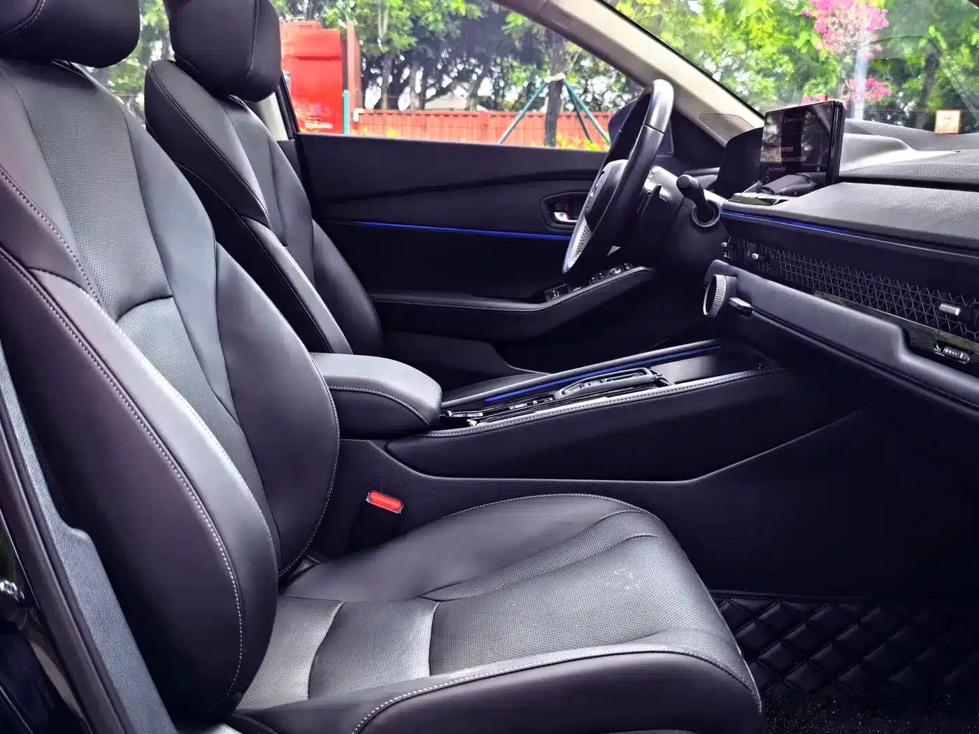 Accord PHEV 2025 2.0L e:PHEV Premium Edition — миниатюра 28