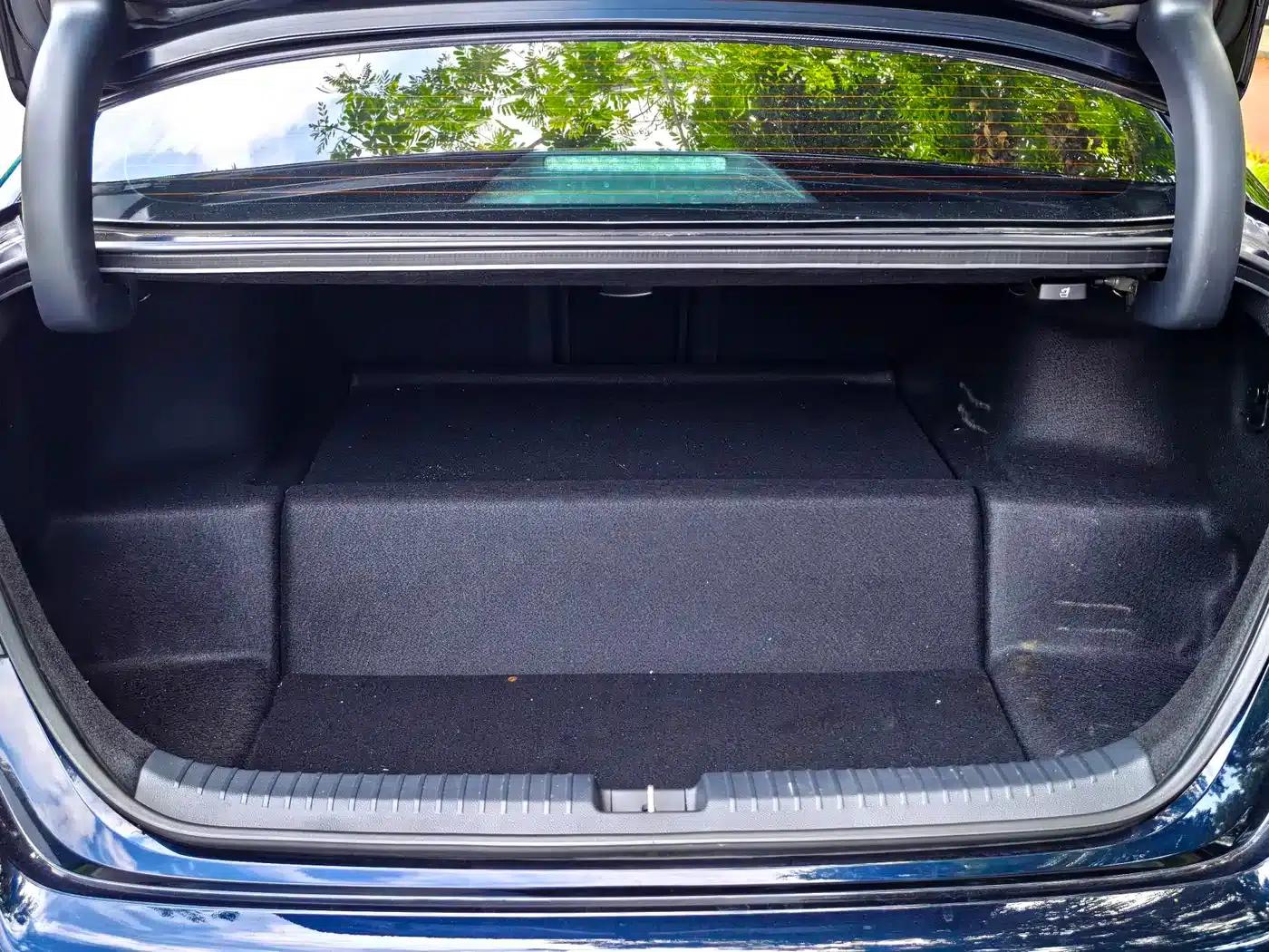 Accord PHEV 2025 2.0L e:PHEV Premium Edition — миниатюра 37