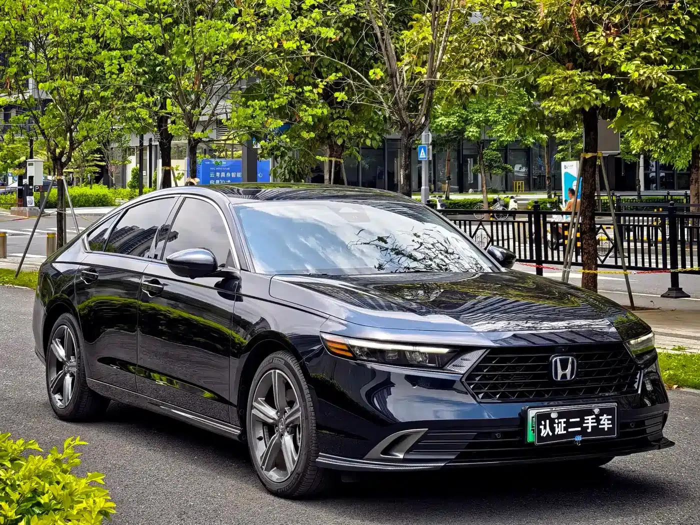 Accord PHEV 2025 2.0L e:PHEV Premium Edition — миниатюра 5
