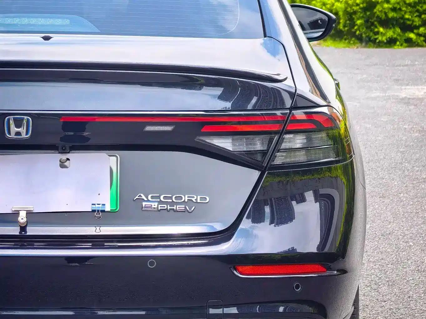 Accord PHEV 2025 2.0L e:PHEV Premium Edition — миниатюра 7