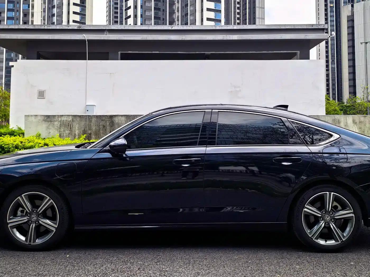 Accord PHEV 2025 2.0L e:PHEV Premium Edition — миниатюра 10
