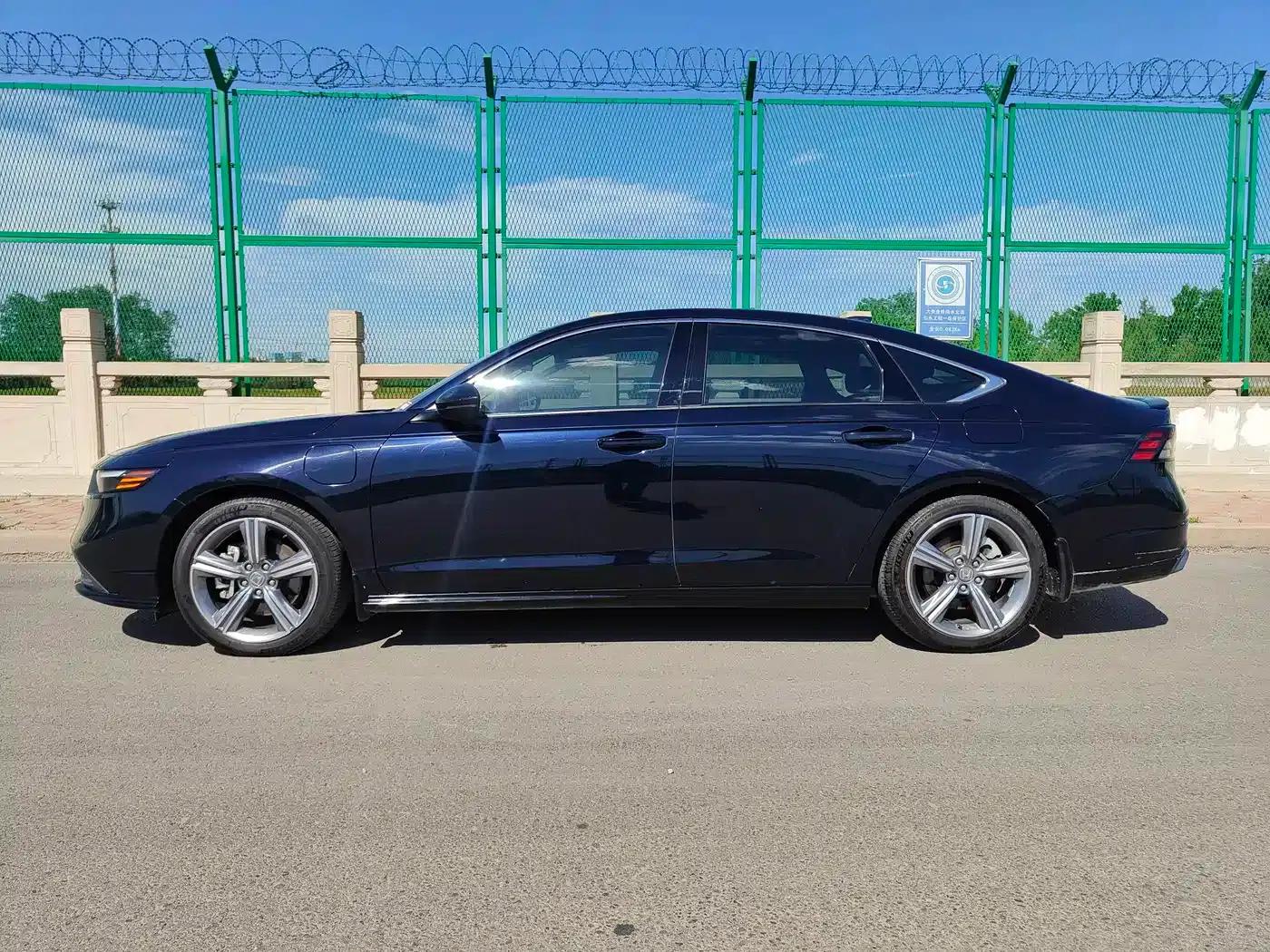 Accord PHEV 2023 2.0L e:PHEV Premium Edition — миниатюра 6