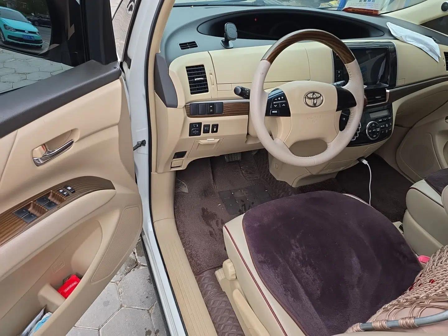 Toyota Previa  — миниатюра 17