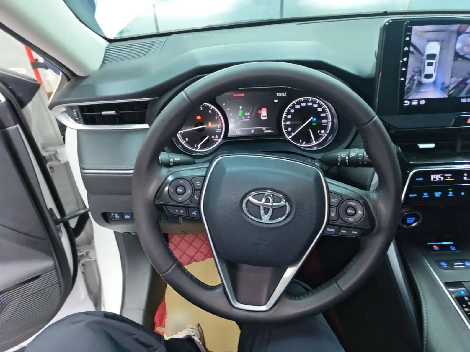 Toyota Harrier 2022 2.0L CVT Two-Wheel Drive Entry Version — миниатюра 14