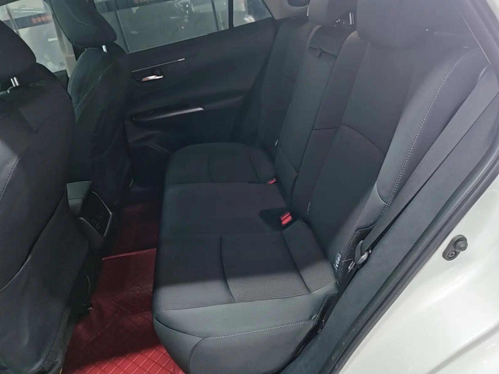 Toyota Harrier 2022 2.0L CVT Two-Wheel Drive Entry Version — миниатюра 20