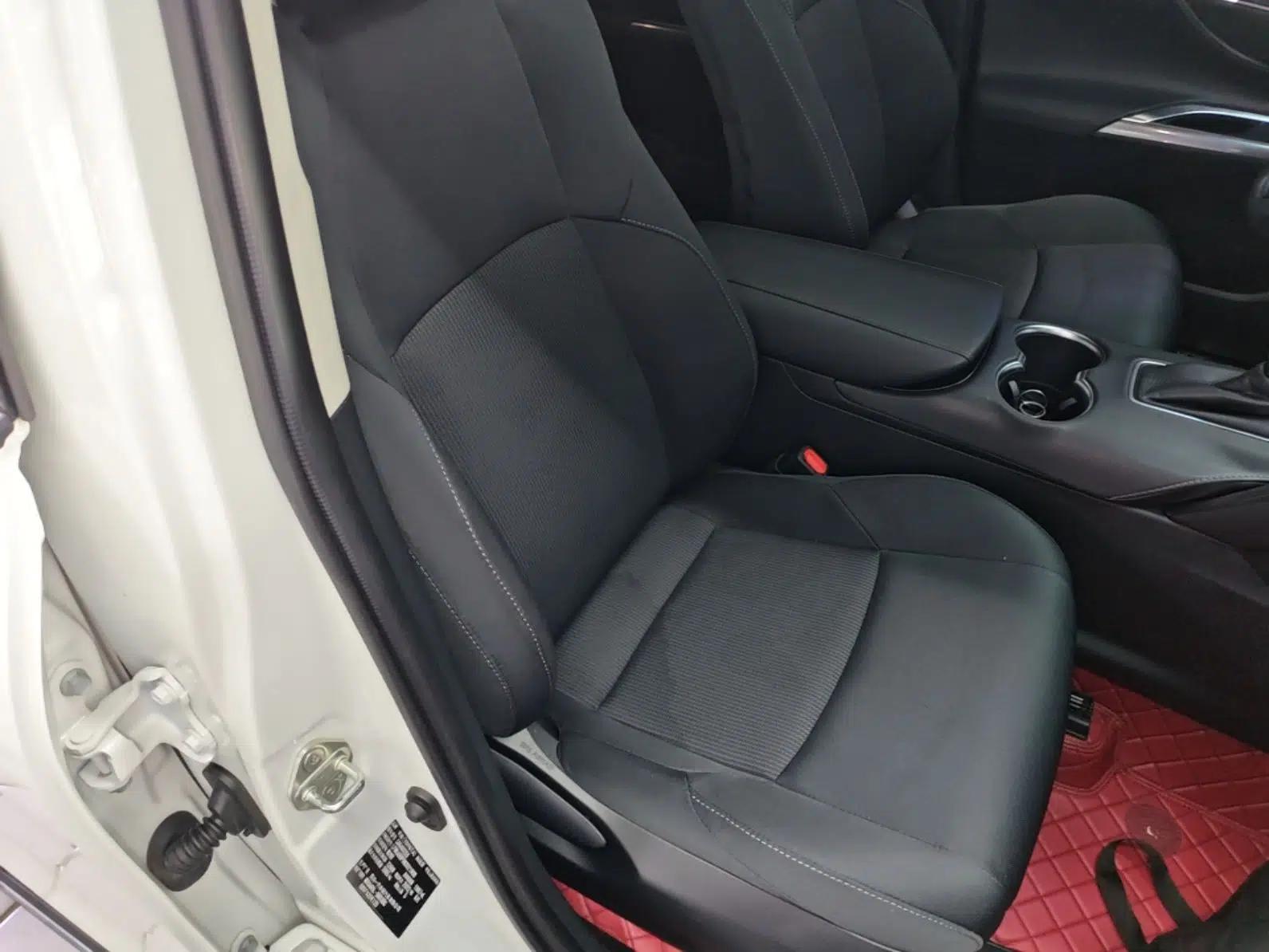 Toyota Harrier 2022 2.0L CVT Two-Wheel Drive Entry Version — миниатюра 23