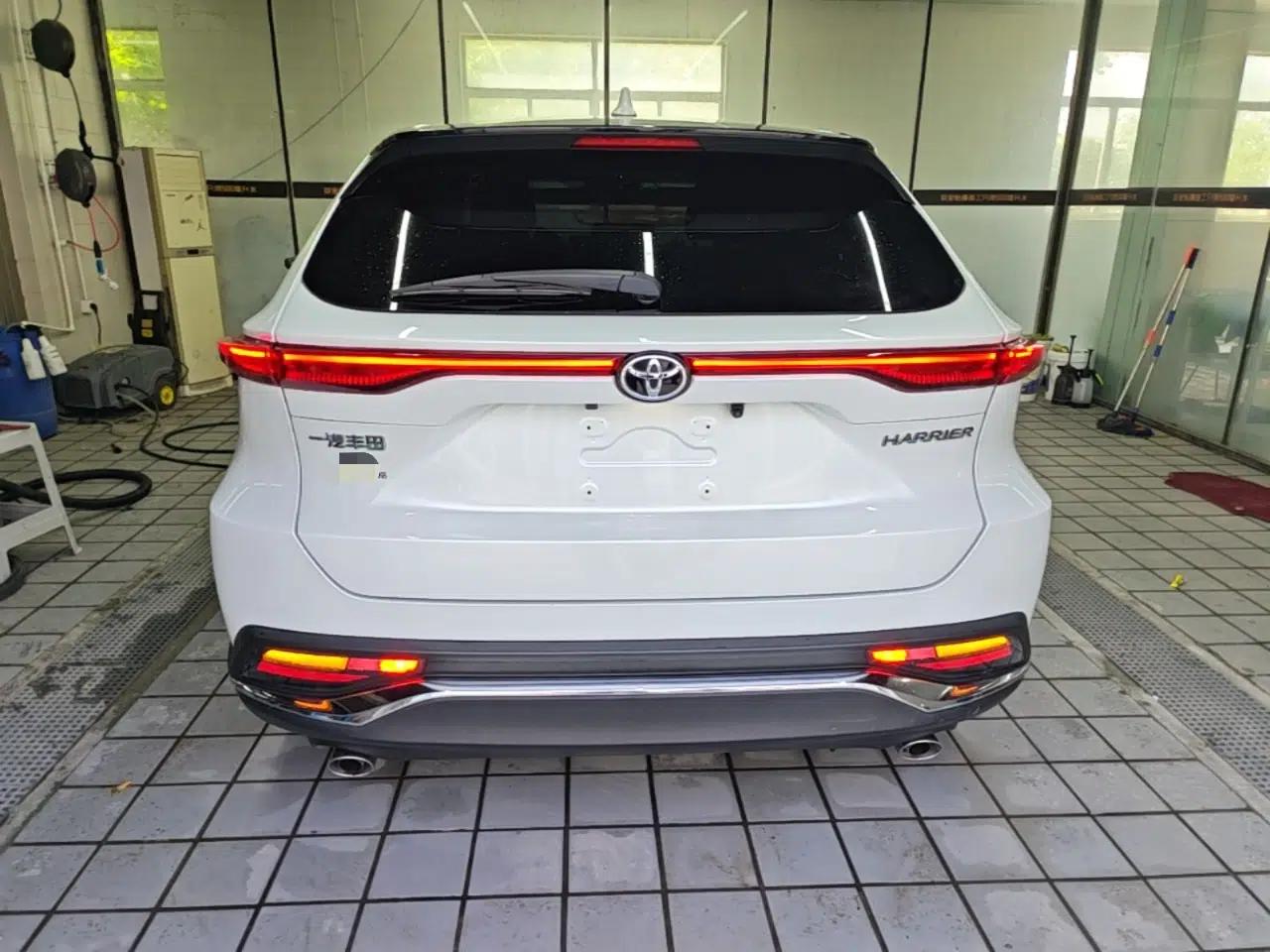 Toyota Harrier 2022 2.0L CVT Two-Wheel Drive Entry Version — миниатюра 5