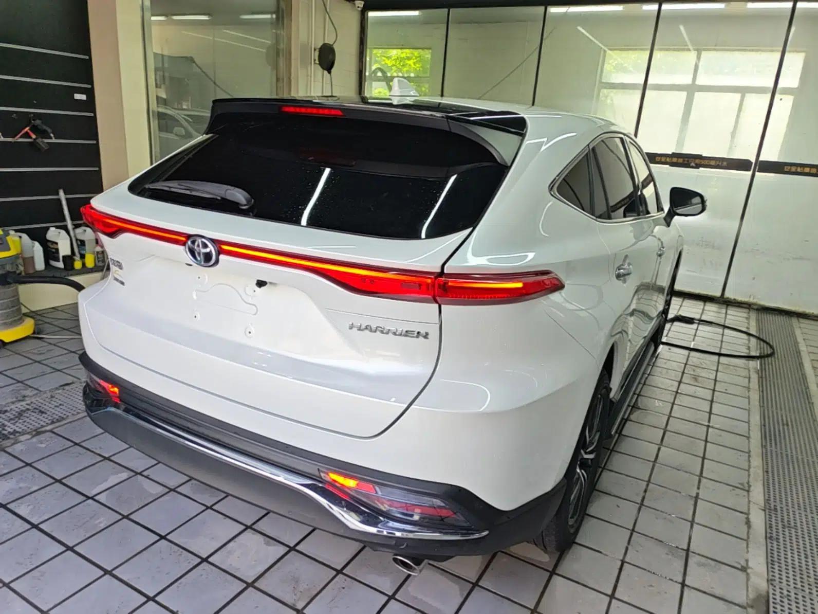 Toyota Harrier 2022 2.0L CVT Two-Wheel Drive Entry Version — миниатюра 6