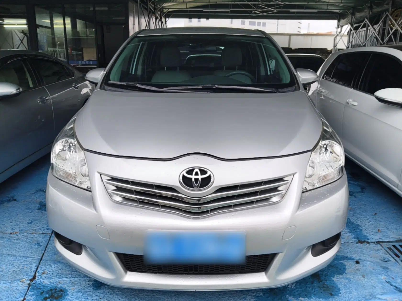 Toyota Verso 2014 Starlight 180E CVT Elite Edition — миниатюра 2