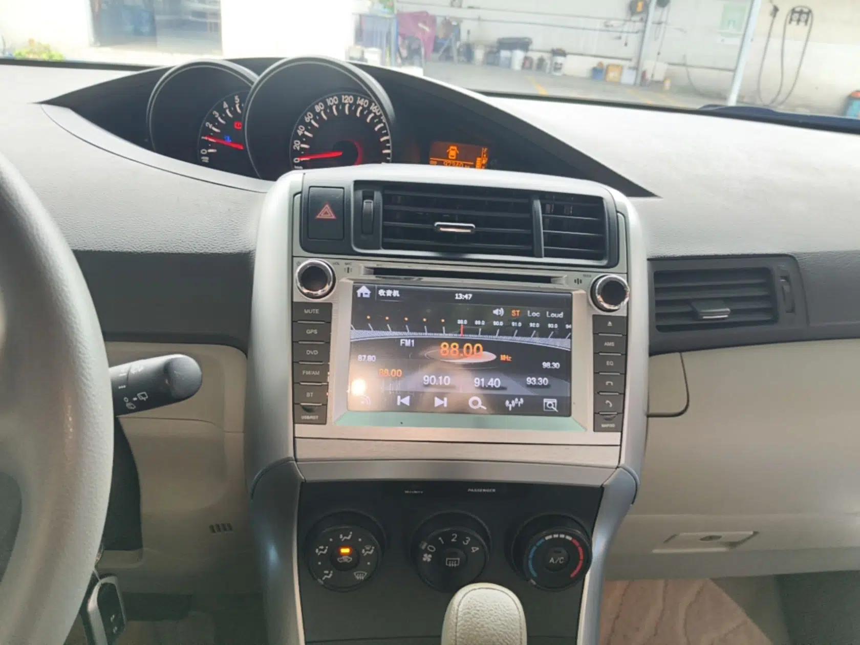 Toyota Verso 2014 Starlight 180E CVT Elite Edition — миниатюра 16