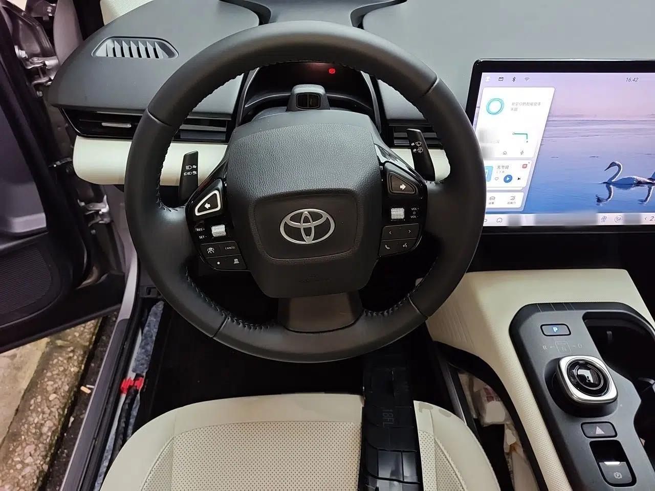 Toyota bZ5 2025 Model 550 PRO — миниатюра 17