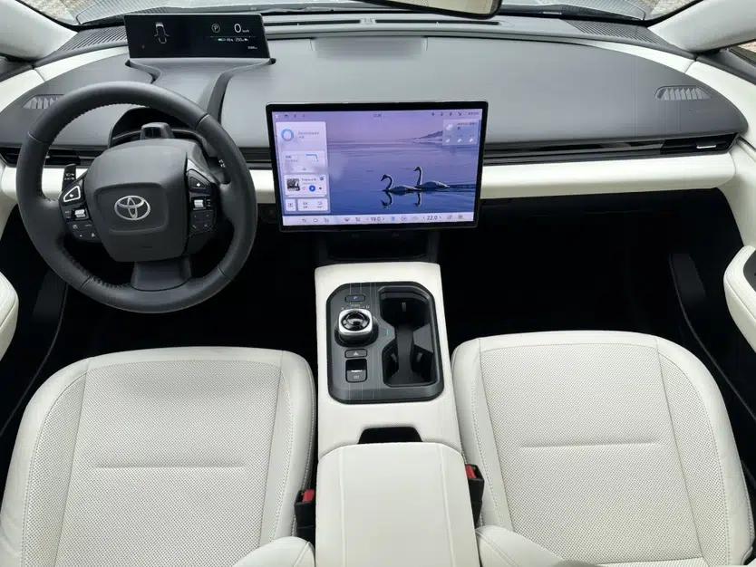 Toyota bZ5 2025 Model 550 PRO — миниатюра 26