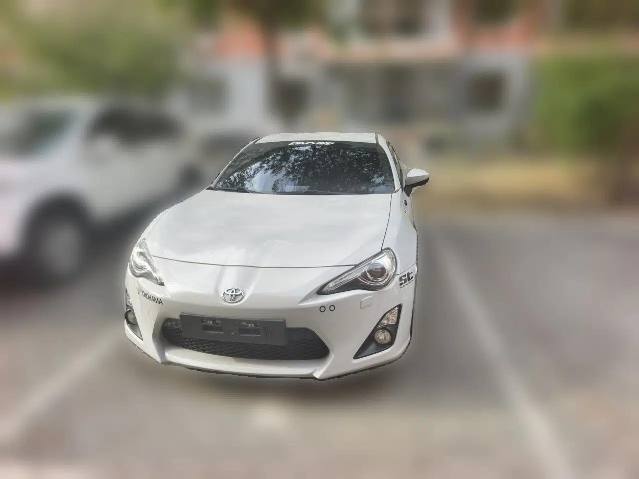 Toyota 86 2013 2.0L Automatic Luxury Version — миниатюра 2