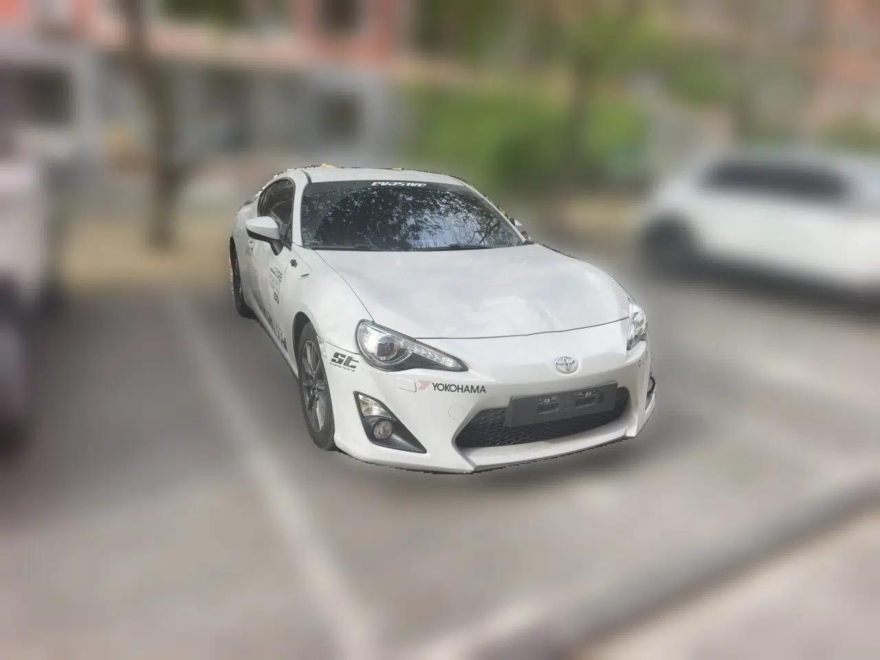 Toyota 86 2013 2.0L Automatic Luxury Version — миниатюра 3