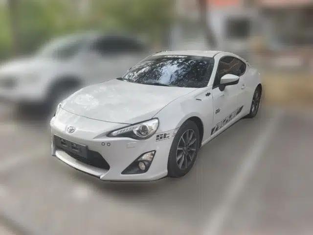 Toyota 86 2013 2.0L Automatic Luxury Version