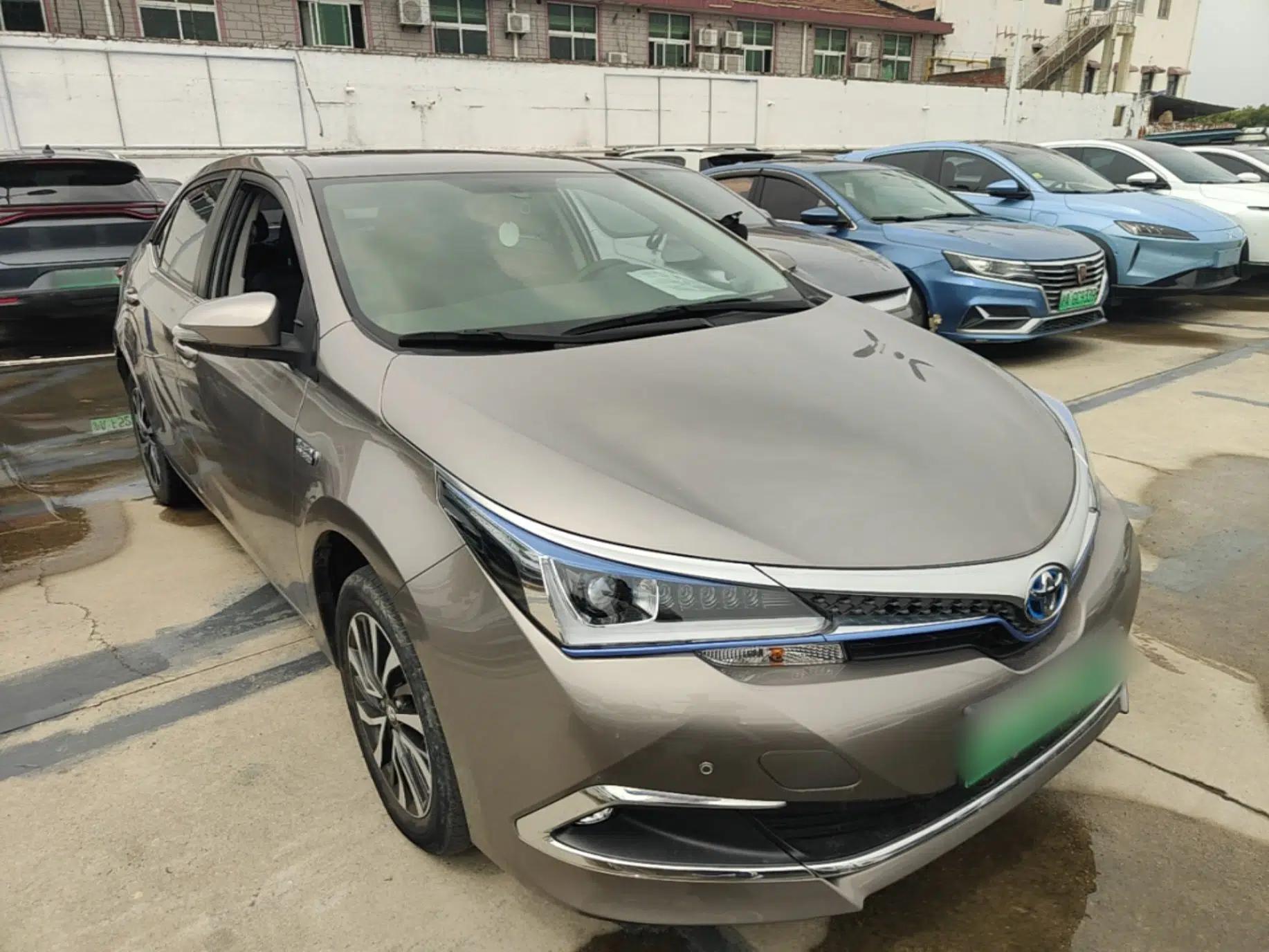 Toyota Corolla Hybrid E+ 2020 1.8L E-CVT Comfort Edition — миниатюра 3