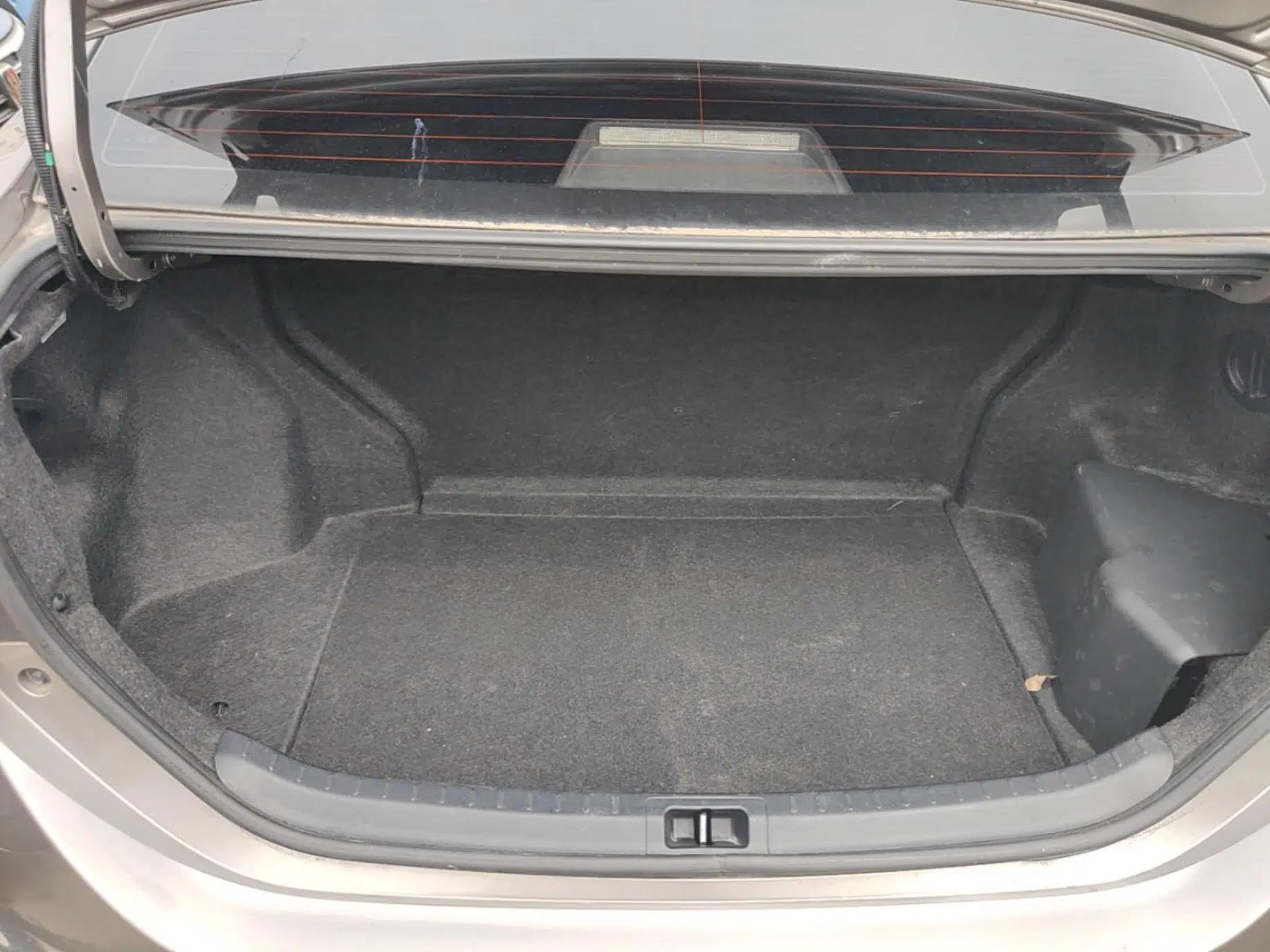Toyota Corolla Hybrid E+ 2020 1.8L E-CVT Comfort Edition — миниатюра 22