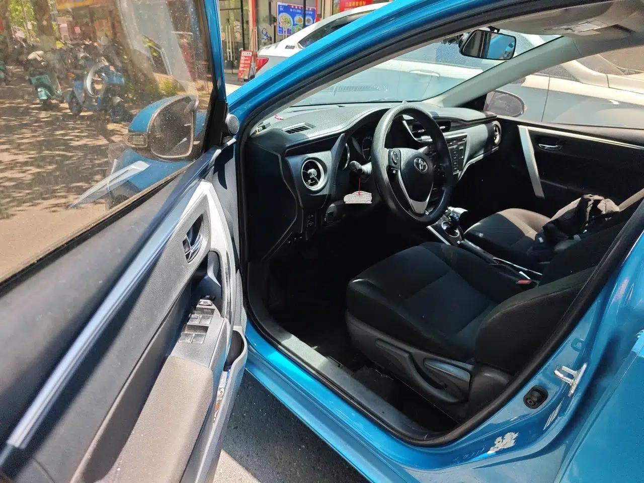 Toyota Corolla Hybrid E+ 2019 1.8L E-CVT Leading Edition — миниатюра 17