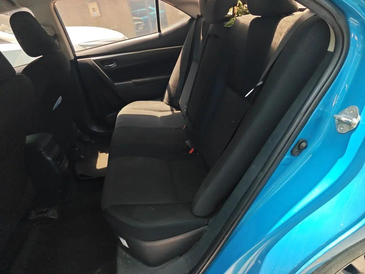 Toyota Corolla Hybrid E+ 2019 1.8L E-CVT Leading Edition — миниатюра 18