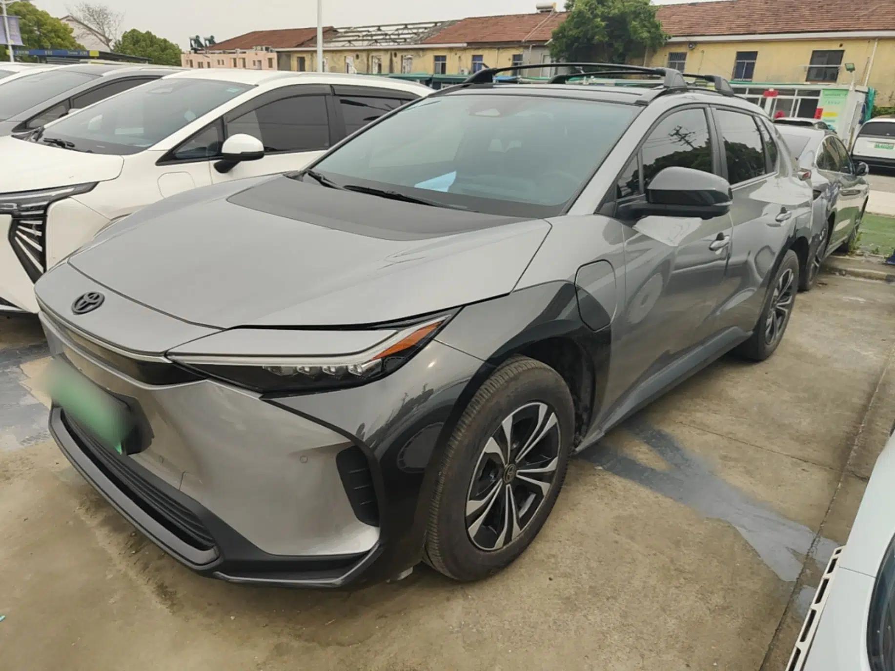 Toyota GAC bZ4X 2022 Long-Range Pro — миниатюра 1