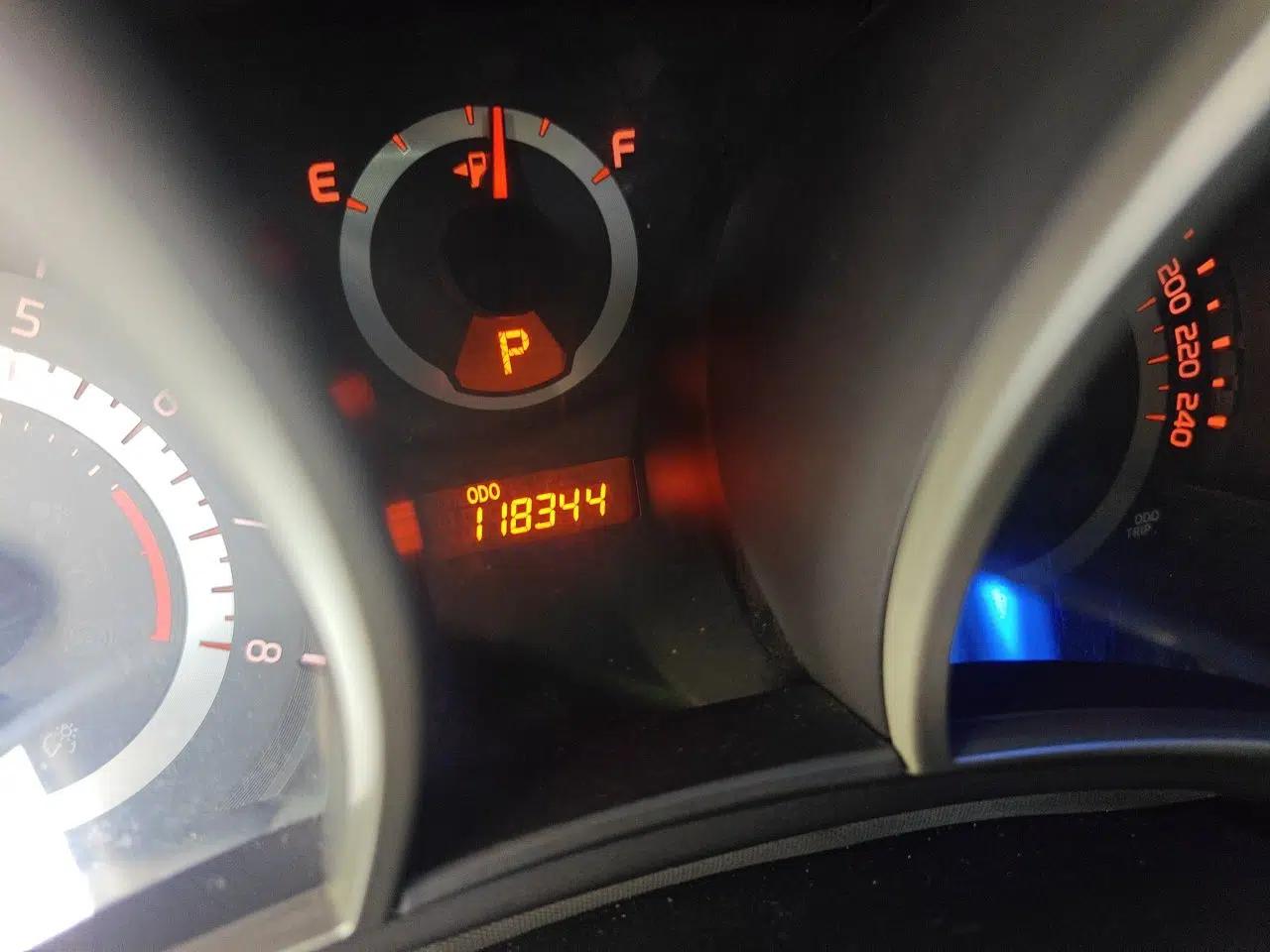 Toyota Zelas 2011 2.5L Luxury Edition — миниатюра 13