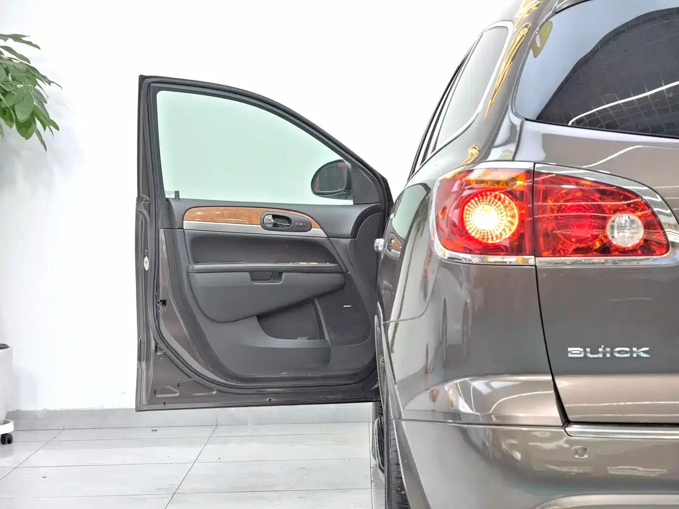 2013 Buick Enclave 3.6L AWD Flagship Edition — миниатюра 13