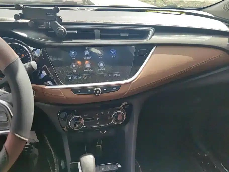 Encore GX 2020 20T CVT 2WD Luxury — миниатюра 13