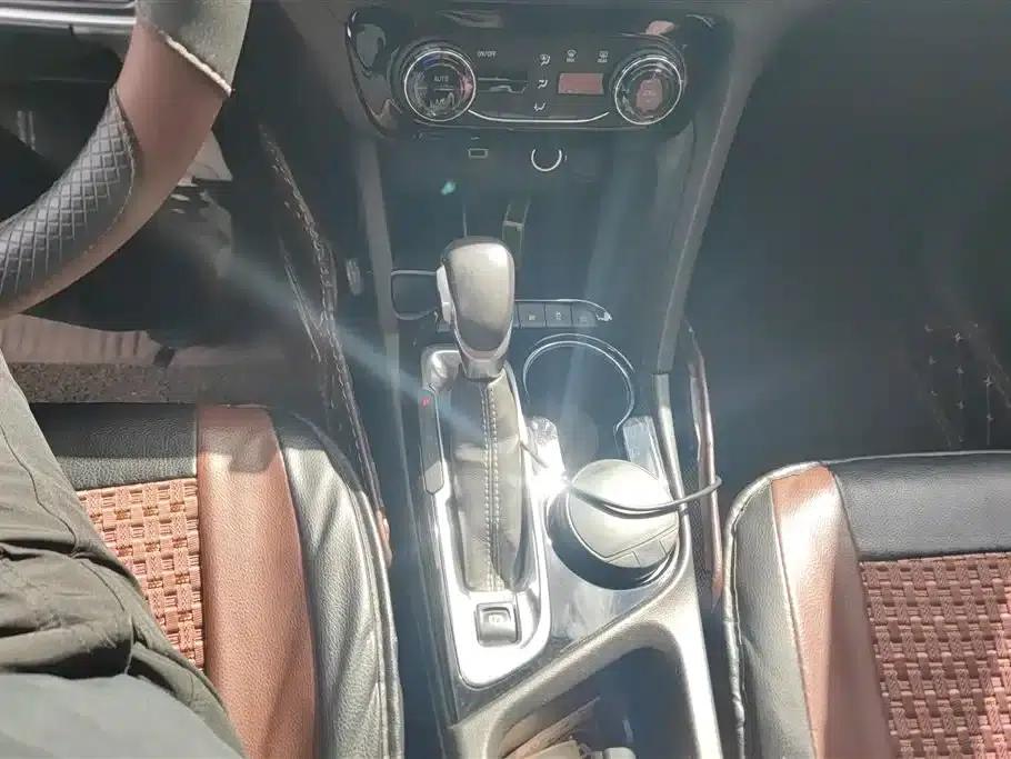 Encore GX 2020 20T CVT 2WD Luxury — миниатюра 16