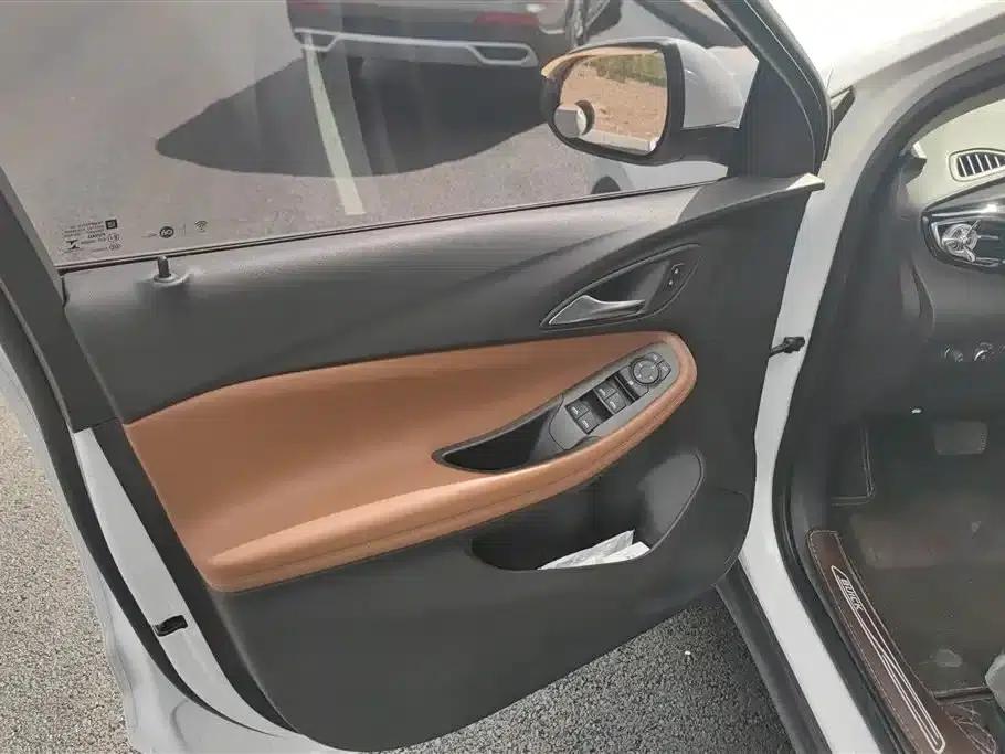 Encore GX 2020 20T CVT 2WD Luxury — миниатюра 7