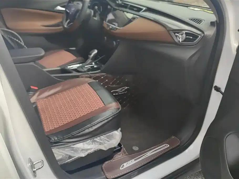 Encore GX 2020 20T CVT 2WD Luxury — миниатюра 8