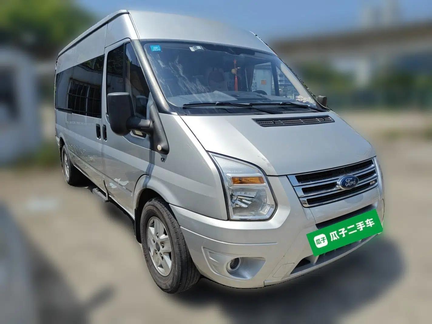 Ford Transit Custom 2016 2.2T Long-Wheelbase 9-Seater Mid-Roof Luxury Coach with 135 Horsepower — миниатюра 3