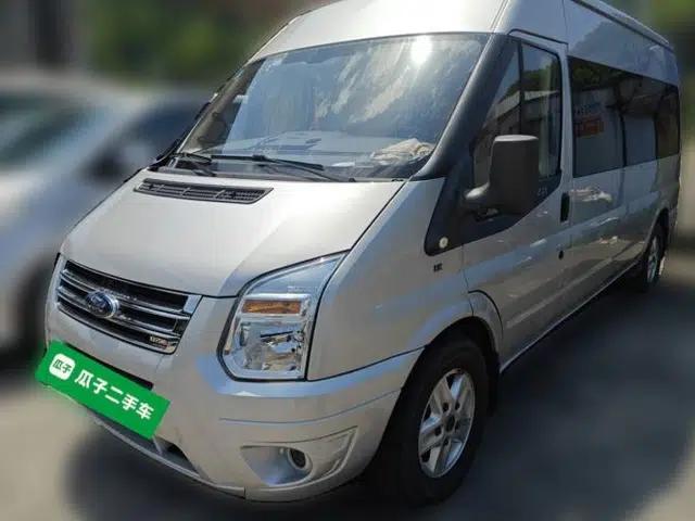 Ford Transit Custom 2016 2.2T Long-Wheelbase 9-Seater Mid-Roof Luxury Coach with 135 Horsepower
