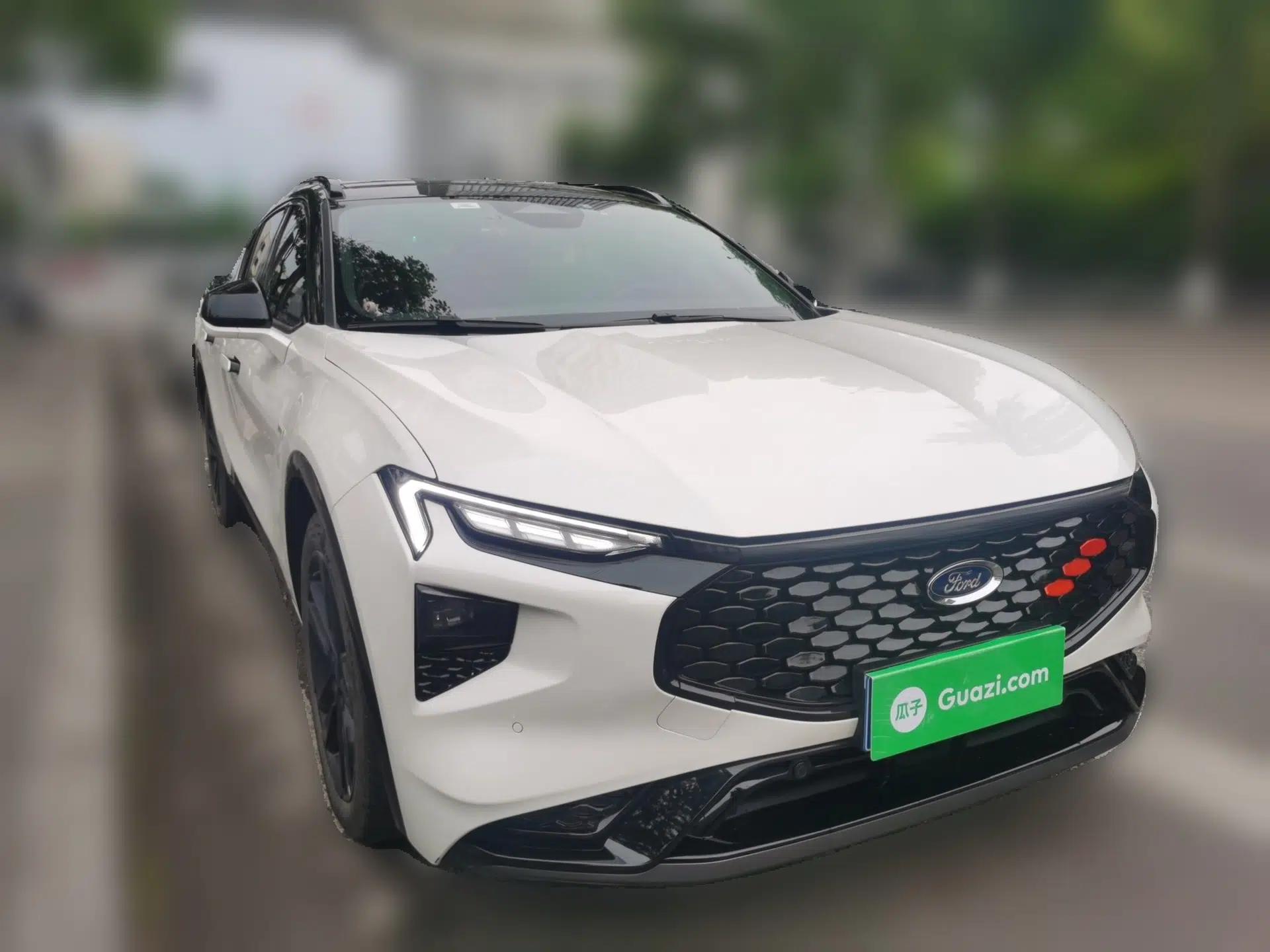 Ford EVOS 2022 EcoBoost 245 First Edition Limited Edition — миниатюра 3