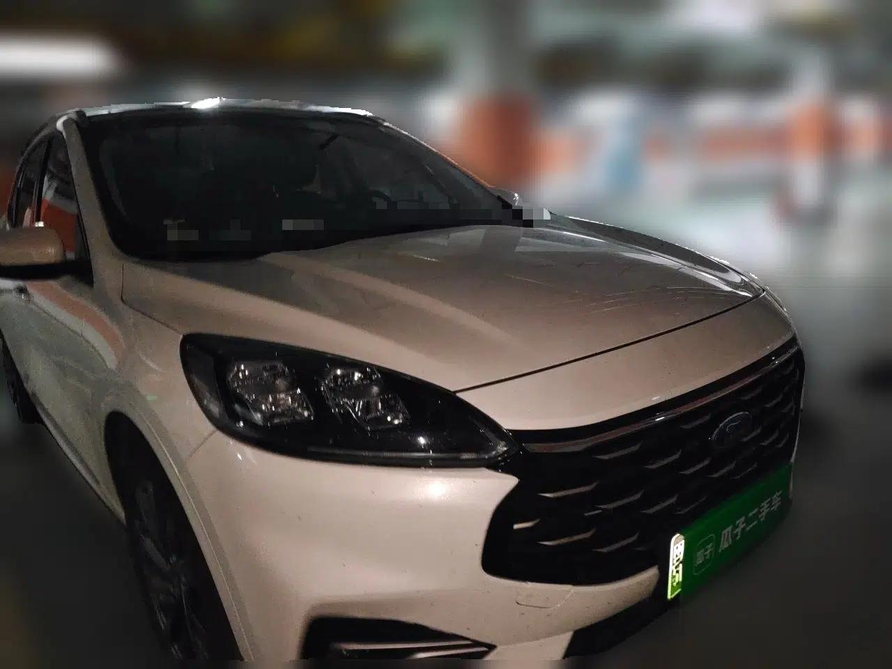 Ford Escape New Energy 2021 PHEV model — миниатюра 3